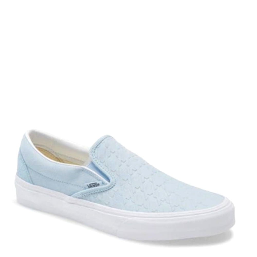VANS Classic Slip-on Sneaker In Winter Sky/ True White Embossed Houndstooth